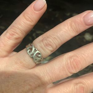 Tiffany Vintage 3 heart ring